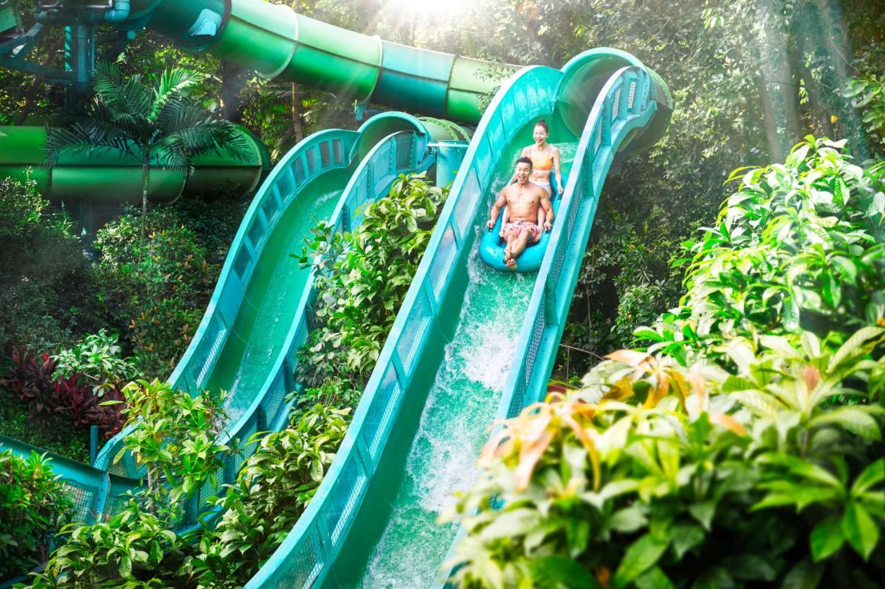 Tempat peranginan World Sentosa - Singapura